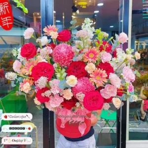 Shop hoa tươi cho mẹ với bó hoa lớn rực rỡ, tràn đầy yêu thương và cảm xúc