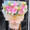 Bó hoa hồng pastel được gói sẵn – chụp tại shop hoa tươi bó sẵn Hoa Gửi Yêu Thương.
