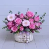 Giỏ hoa tươi 24h gần đây tông hồng pastel nhẹ nhàng – giao nhanh nội thành