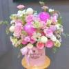 Mẫu hoa sinh nhật tone hồng phấn nổi bật tại shop hoa tươi sinh nhật Hoa Gửi Yêu Thương – lựa chọn hoàn hảo để gửi lời chúc ngọt ngào.